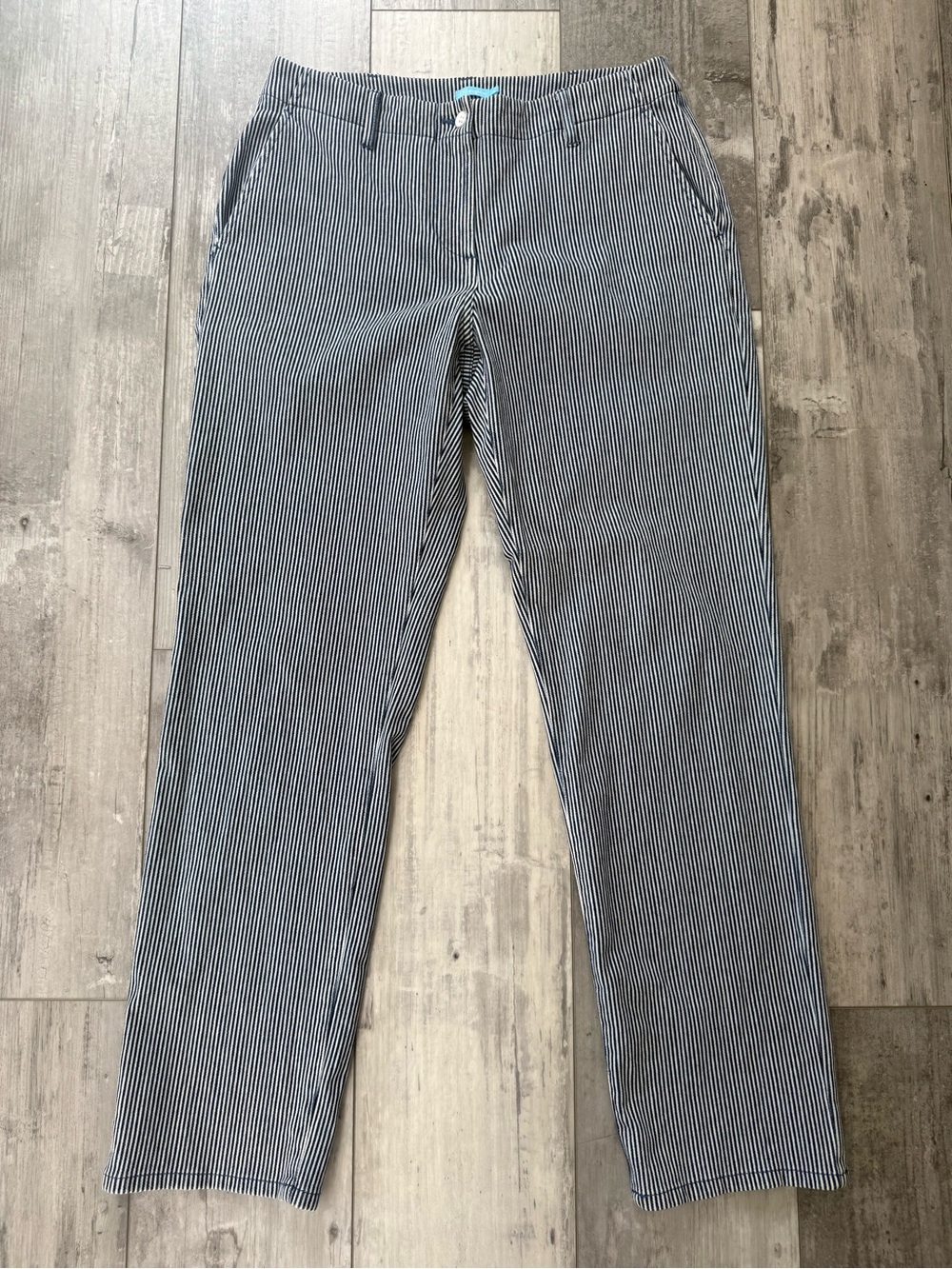 J.McLaughlin Size 8 Blue White Pinstripe Straight Leg Pants